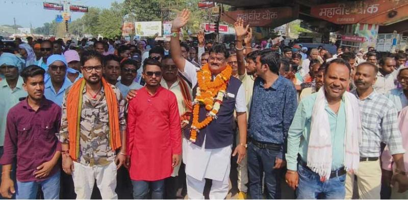 Revolt in BJP, District Panchayat member Rajesh Shyamkar from Dongargarh Assembly seat, Independent candidate, Vinod Khandekar, Chhattisgarh, Khabargali