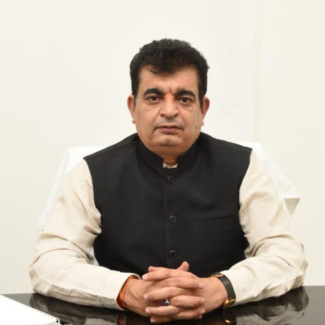Two Panchayat Secretaries fined Rs 25,000 each, State Information Commissioner Manoj Trivedi, Chhattisgarh, Khabargali