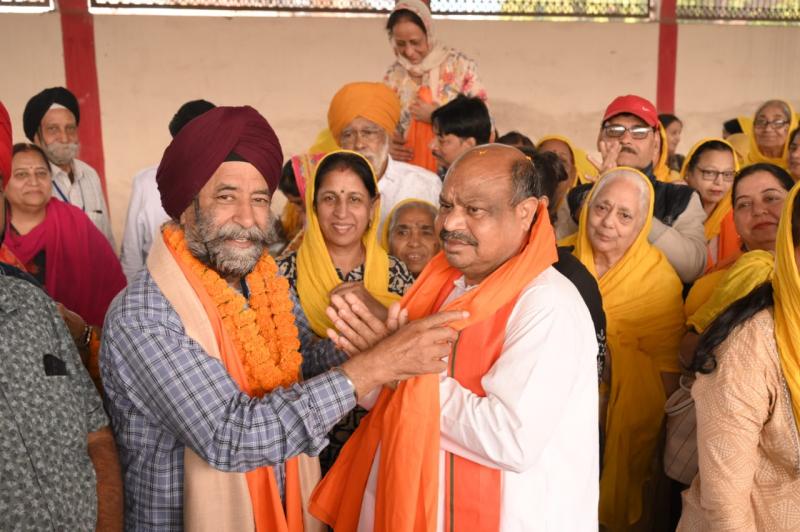 BJP candidate of Raipur North Assembly Purandar Mishra, Chhattisgarh Assembly Elections, Khabargali