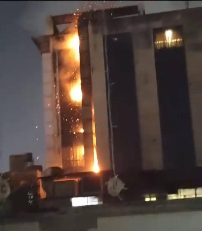 Raipur, Rajdhani's Hotel Babylan, located on Jail Road, caught fire, Khabargali