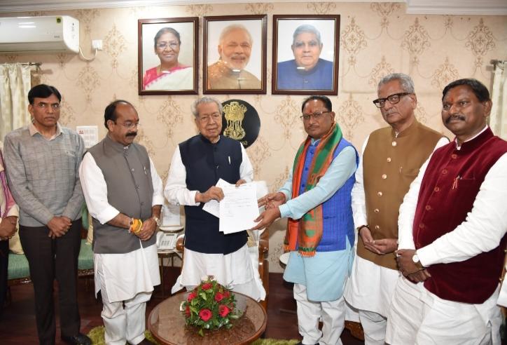 Governor Harichandan appointed Vishnudev Sai as Chief Minister and invited him to form the cabinet, Chhattisgarh, Khabargali