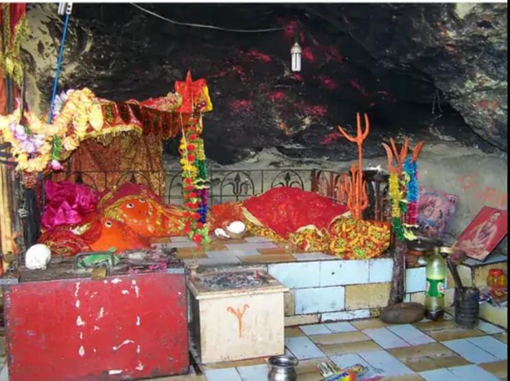 Water will come to Ayodhya from Hinglaj Shaktipeeth of Pakistan, Hinglaj Mata Temple is a Hindu temple located on the banks of Hingol River in Hinglaj, Balochistan province of Pakistan. It is dedicated to the Hindu goddess Sati, Ikyavan Shaktipeeth, Shri Ram, Khabargali.