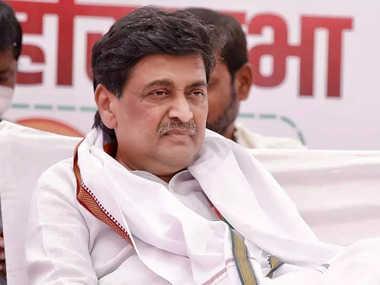 Big blow to Congress in Maharashtra, former CM Ashok Chavan leaves the party, may go to BJP with 10 to 12 MLAs, Khabargali