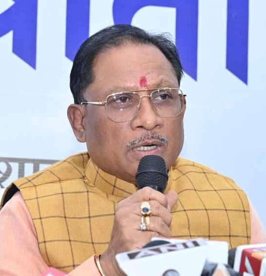 DA of government employees increased by four percent, pensioners will also get benefit, the amount of last installment of arrears of seventh pay scale will also be received, committee formed to solve the problems of employees, salary will be paid to Panchayat secretaries for 55 days of strike, The strike period will be adjusted in the earned leave, a committee will be formed under the chairmanship of the Home Secretary to provide justice in cases of alleged false cases and harassment against journalists, C