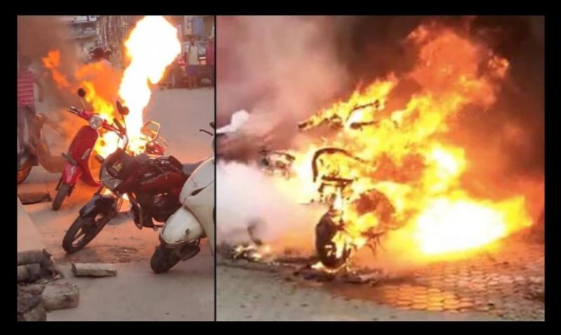 Sudden explosion in electric bike battery, e-vehicle, e-bike, electric motorcycle battery, fire, reasons for electric scooter fire, short circuit, news,khabargali