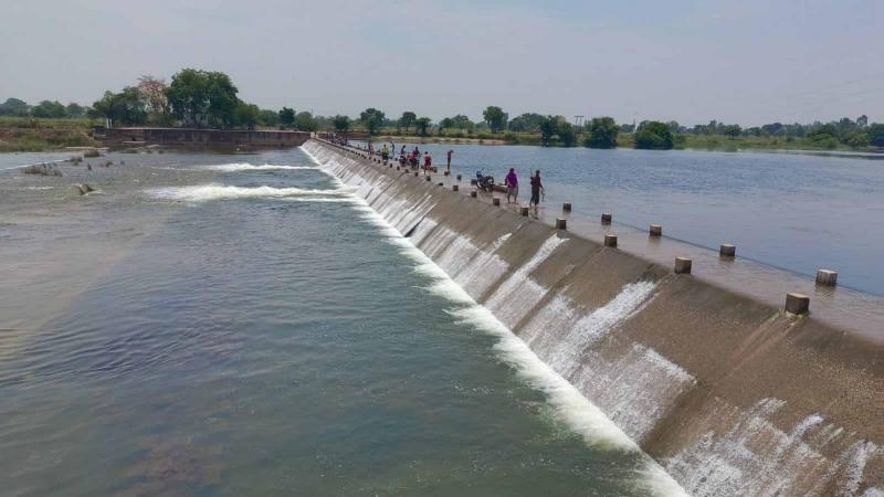 There will be no crisis of drinking water in Raipur, the water level of Kharun river increased by 10 inches due to the opening of Murra Anicut, Tarighat Anicut, Chhattisgarh, Khabargali