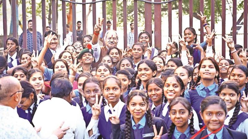 Education Minister gave a big gift to the students in Chhattisgarh, increase of 6300 seats...