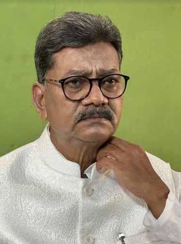 Mahant wrote a letter to the Governor to stop the deforestation in Hasdeo Aranya, Chhattisgarh Assembly Leader of Opposition Dr. Charandas Mahant wrote a letter to Governor Vishwabhushan Harichandan, Chhattisgarh, Khabargali