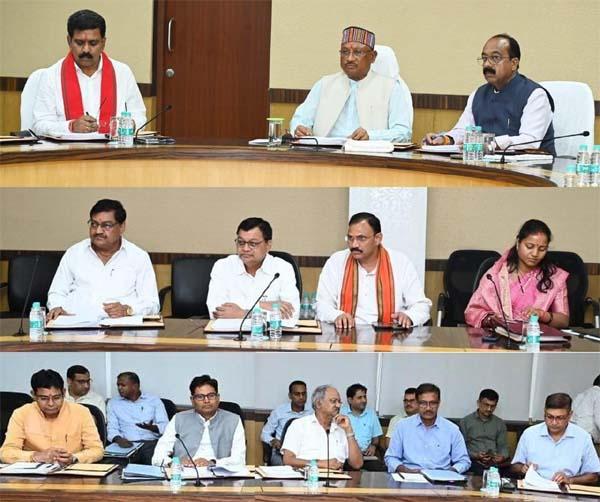 5 major decisions taken in the meeting of the cabinet, Cabinet's approval to reorganize five authorities, Cabinet's approval of Guest Lecturer Policy-2024 in Higher Education Department, approval to wholesale purchase of foreign liquor directly from manufacturing units, abolishing the system of FL 10 AB license, Chhattisgarh, Khabargali
