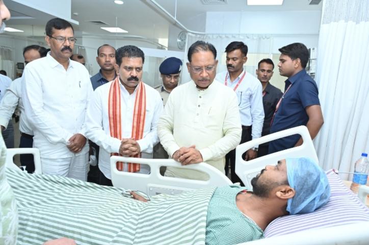 STF jawan Shri Kailash Netam, injured in an encounter with Naxalites, today told Chief Minister Shri Vishnu Dev Sai that he will kill more as soon as he recovers, Chhattisgarh, Khabargali