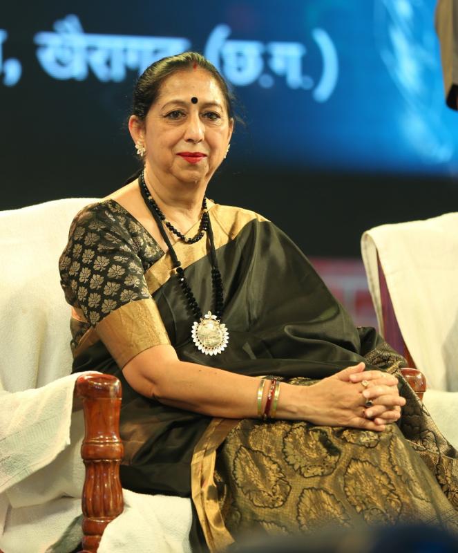 Padma Shri Mokshada Mamta Chandrakar, Vice Chancellor of Khairagarh Art Music University was removed, Durg Division Commissioner IAS Satyanarayan Rathore was temporarily appointed as the acting Vice Chancellor, Chancellor Governor Vishwa Bhushan Harichandan, Chhattisgarh, Khabargali