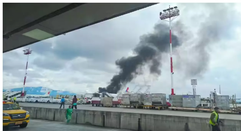 Major plane accident in Kathmandu, Nepal, plane crashed during take off, 19 passengers were on board... Latest news Hindi news big news khabargali 