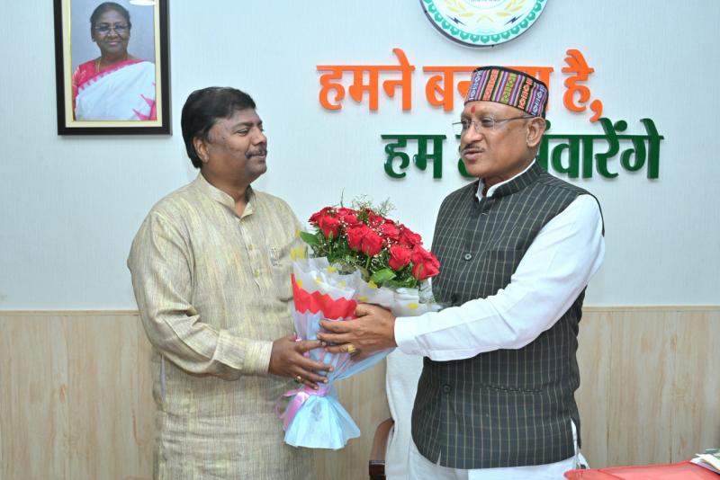 Kedar Kashyap got the charge of Parliamentary Affairs Minister, Chhattisgarh, Khabargali