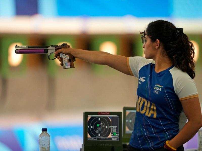 India's first medal in Paris Olympics, Manu Bhaker won bronze in 10 meter air pistol, first woman to win medal in shooting, Khabargali