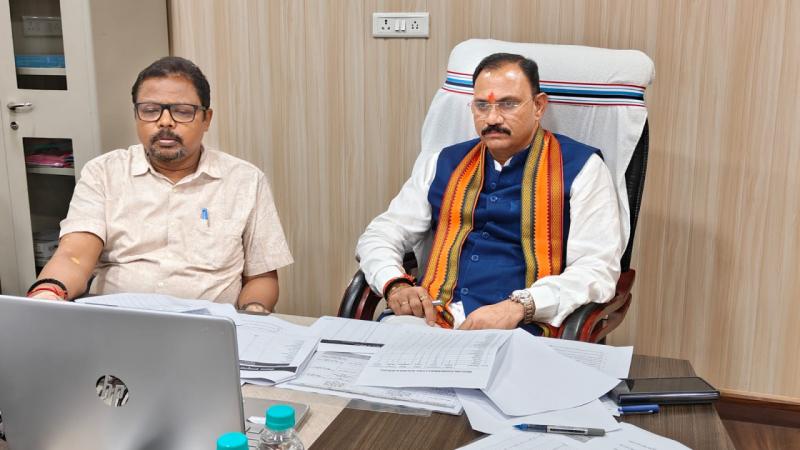 Instructions to prepare a list of all private pathology labs in the state within a month, irregular labs will have to be regularized within a year, Health Minister Shri Shyam Bihari Jaiswal, Chhattisgarh, Khabargali