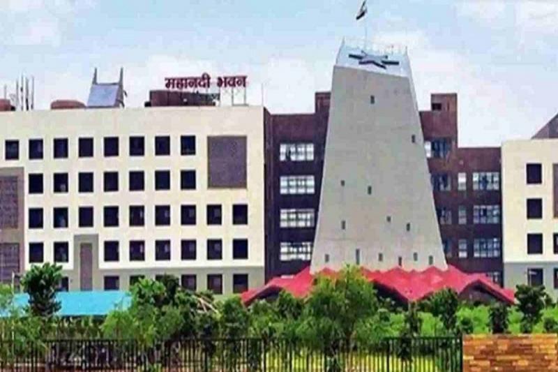 Large scale transfer of IAS officers, Richa Sharma given additional responsibility of NAN... cg news raipurnews transfer news khabargali 
