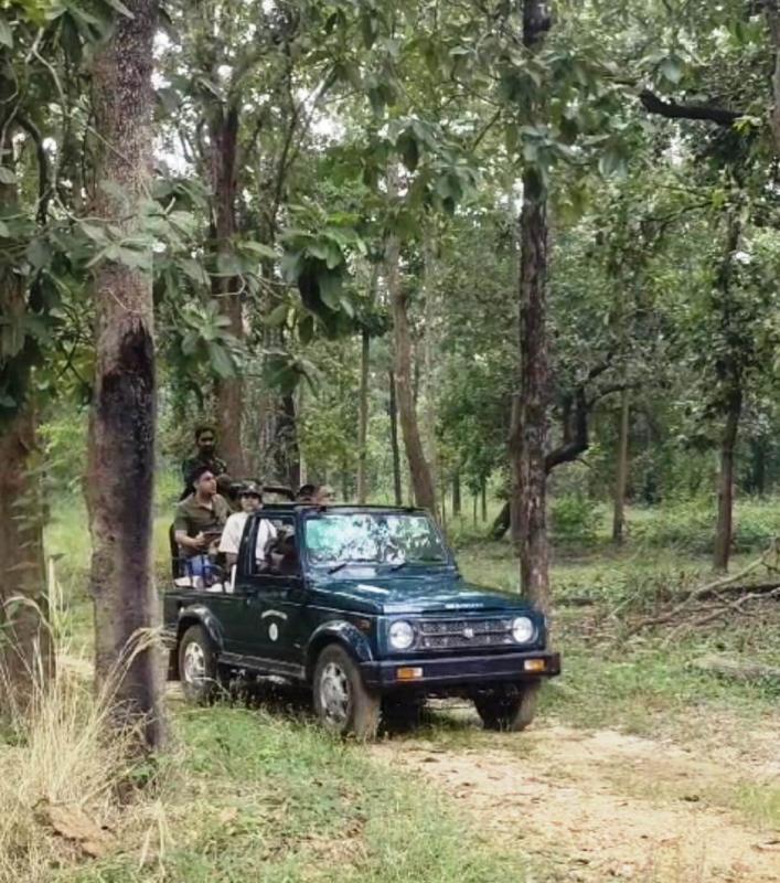 Olympian Manu Bhaker visited Barnawapara Sanctuary with family, 27th All India Forest Sports Competition 2024, Raju Agasimni, Chief Forest Conservator Raipur Circle Mayank Agarwal, Divisional Forest Officer Balodabazar, Barnawapara Sanctuary Superintendent Anand Kudraya, Chhattisgarh, Khabargali