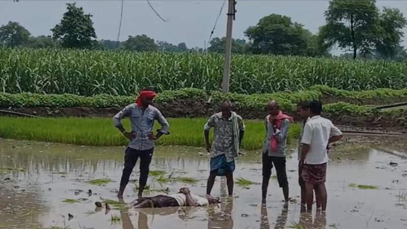 Young man lost his life due to negligence of electricity department, died due to being hit by a bent wire  cg news hindi news kawardha news khabargali 