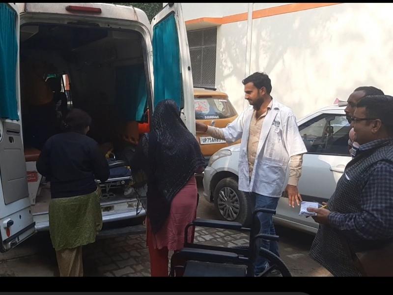 प्रसव के बाद बिगड़ी महिला और जुड़वा बच्चों की हालत, एम्बुलेंस में आक्सीजन नही होने से तीनों की मौत खबरगली The condition of the woman and her twins deteriorated after delivery, all three died due to lack of oxygen in the ambulancec cg news hindi news cg big news latest news khabargali 