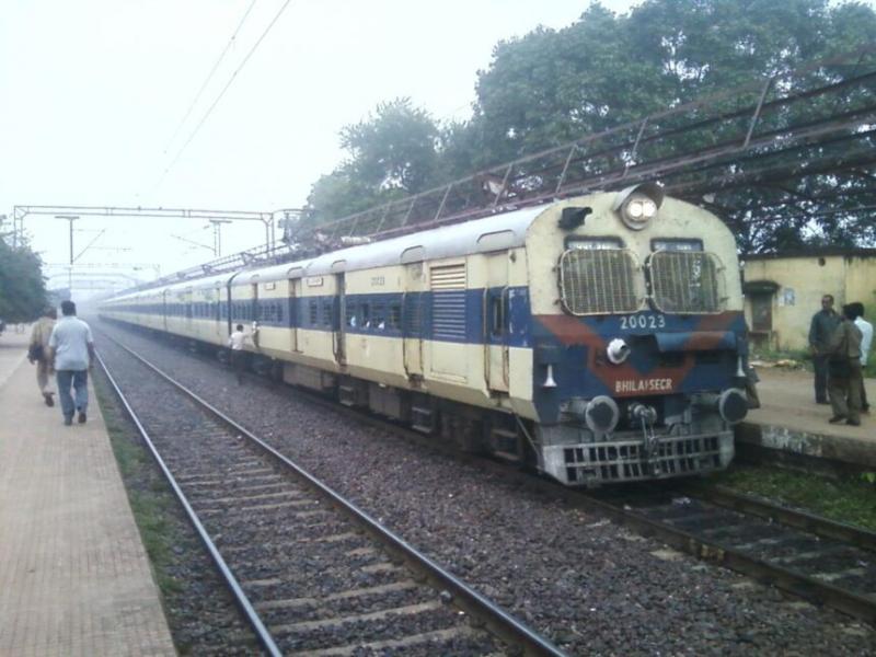  रायपुर से अभनपुर तक चलेगी 2 लोकल ट्रेन, छठ के पहले होगा शुभारंभ  2 local trains will run from Raipur to Abhanpur, will start before Chhath cg news hindi news cg big news latest news khabargali 