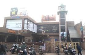 पुष्पा-2 के दौरान टॉकीज में लूट, डेढ़ लाख ले उड़े बदमाश खबरगली Robbery in talkies during Pushpa-2, miscreants took away Rs 1.5 lakh cg news cg big news hindi news cg latest news khabargali