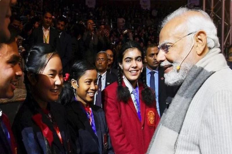 एमसीक्यू सवालों को हल कर स्कूली बच्चे मिल सकेंगे प्रधानमंत्री से, जानें कैसे करें आवेदन खबरगली School children will be able to meet the Prime Minister by solving MCQ questions, know how to apply cg news cg hindi news cg big news latest news bhilai news khabargali 