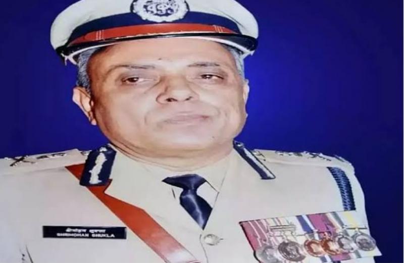छत्तीसगढ़ के प्रथम DGP श्रीमोहन शुक्ला का निधन,  वरिष्ठ अधिकारियों ने दी विदाई खबरगली Chhattisgarh's first DGP Shrimohan Shukla passes away, senior officers bid farewell latest news hindi news cg big news chhattisgarh news Raipur news khabargli 