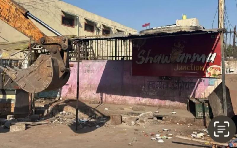 As soon as Mayor Dhebar left, the government bulldozer reached Baijnathpara, removed some encroachments, issued many challans… action will continue in the markets, Raipur, Chhattisgarh, Khabargali
