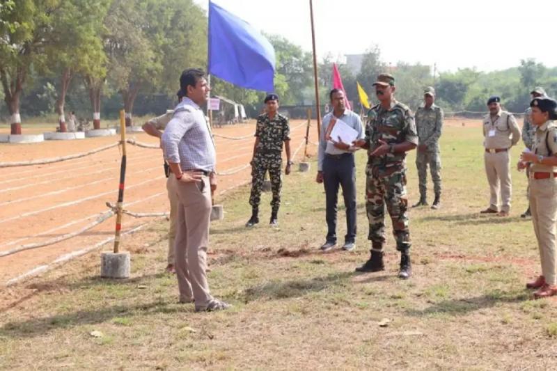 फिर से शुरू होगी राजनांदगांव रेंज की आरक्षक भर्ती प्रक्रिया, आईजी ने दी अहम जानकारी खबरगली Rajnandgaon range's constable recruitment process will start again, IG gave important information cg news cg big news cg latest news cg hindi news khabargali