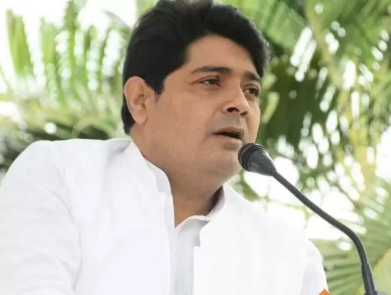 EOW sent notice to Ejaz Dhebar, investigation continues in liquor scam case, Raipur, Khabargali