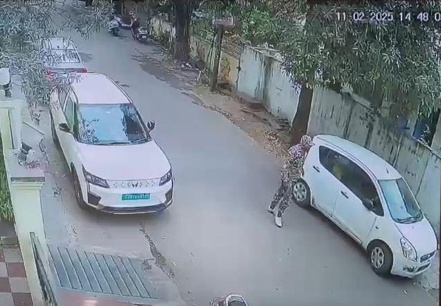 60 lakhs robbed in broad daylight in Raipur, Khabargali