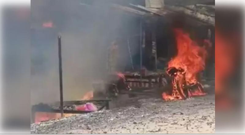 पटाखा दुकान में लगी आग, दम घुटने से 5 लोगों की मौत खबरगली Fire breaks out in a firecracker shop, 5 people die of suffocation cg news cg big news cg latest news cg hindi news khabargali