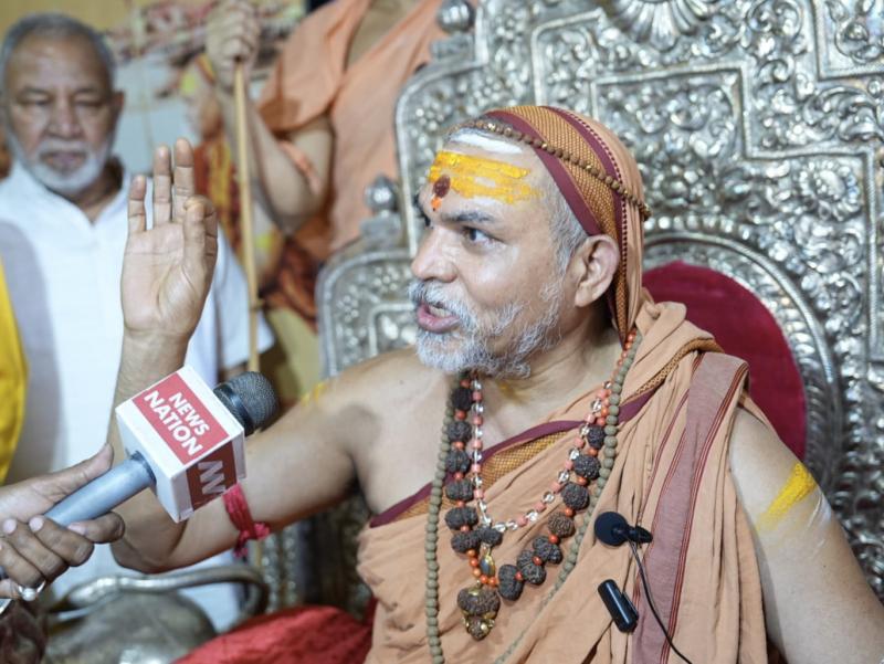 It has become clear that no political party is in favor of cow: Paramadhya Paramdharmadhish Uttaramnaya Jyotishpeethadhishwar Jagadguru Shankaracharya Swamishree Avimukteshwarananda Saraswati '1008' Kashi, Cow Protection, Khabargali