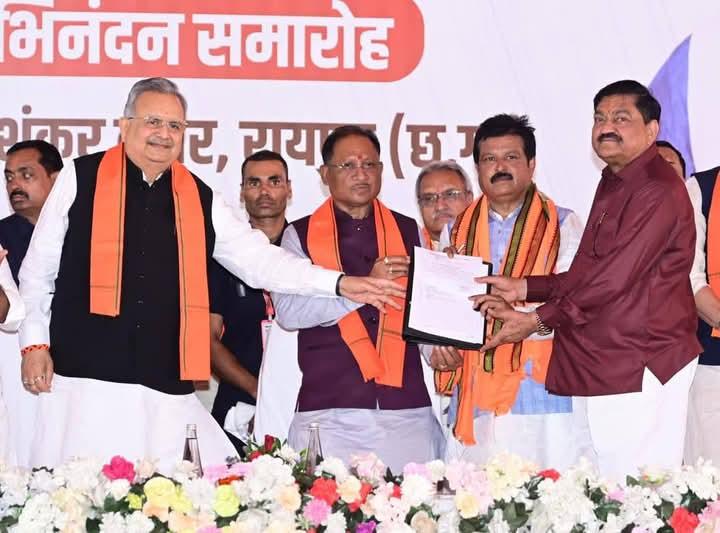Civil Supplies Corporation Chairman Sanjay Srivastava took charge, Chief Minister, Assembly Speaker and leaders-workers congratulated him, Raipur, Chhattisgarh, Khabargali