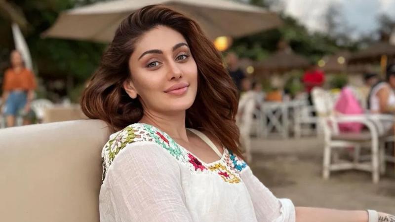 Actress Shefali Jariwala died at the age of 42, she became famous with the song Kaanta Laga hindi news latest news Big news hindi news khabargali 