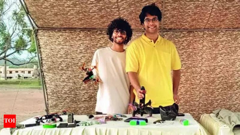 Two students made a bomb dropping drone in the hostel itself, got an order from the army after testing hindi news big news khabargali 