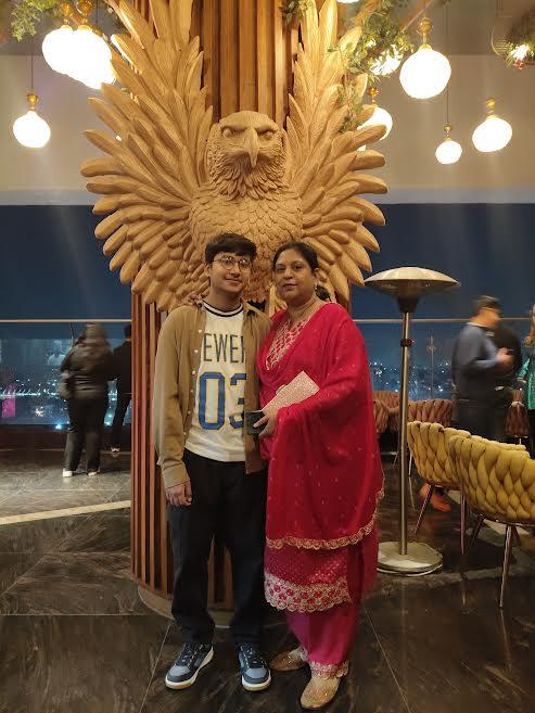Mother's courage, son's flight: Vansh created history in NASA, lost husband to Covid, Pooja recovered with the help of son, today son has registered India's name in NASA, Pooja Saxena, Vansh Saxena, Vivek Kumar, Head of Environment and Horticulture at Adani Cement for 23 years, Adani Cement, New Delhi, Khabargali