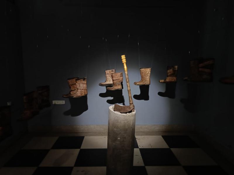 Unique art exhibition in Raipur: Tragedy of manual scavengers depicted in 'Left Hand Game', Interdisciplinary Artist: Sarvagya J. Nair, Conflictorium, Raipur, Bhilai, Chhattisgarh, KhabarGali