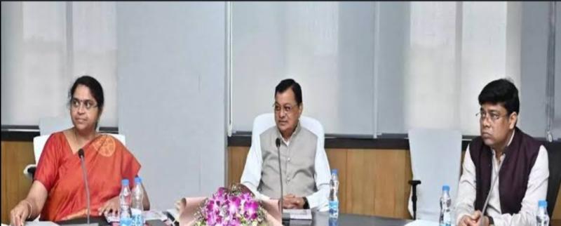 Cashless system will be implemented in liquor shops of Chhattisgarh, Excise Minister gave instructions Add to Default shortcuts Chhattisgarh news hindi News latest news khabargali 