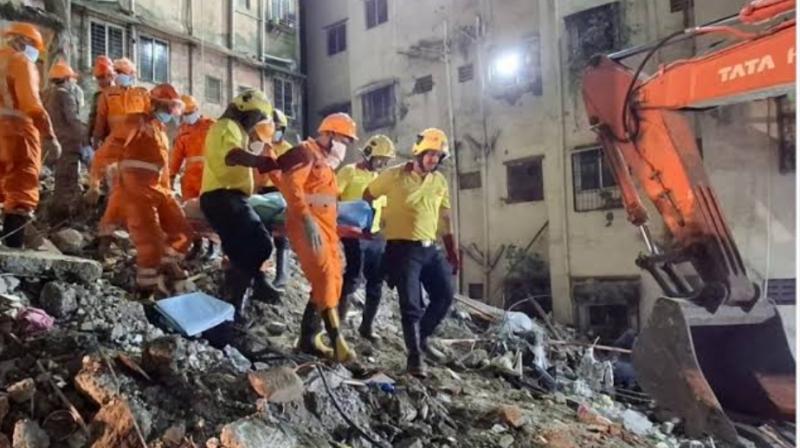 Building collapses in Maharashtra's Palghar, 8 people dead accident News hindi News khabargali 