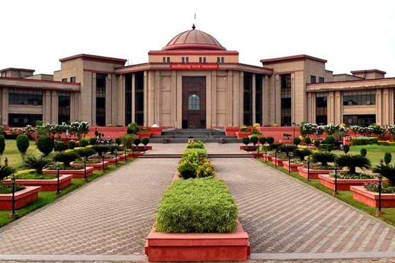The young man pleaded for himself in the High Court, Chief Justice Ramesh Sinha was impressed Chhattisgarh News Raipur Chhattisgarh high court khabargali 