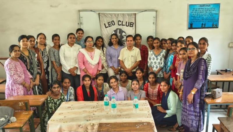 Self-defense workshop for girls was held with the slogan "We are not poor, we are Kali", innovative event of Kalp Foundation and Leo Club Raipur Central, Leo Masoom Luniya, Government Naveen College, Gudhiyari, Principal of the college Madhulika Madam Raipur, Chhattisgarh, Khabargali