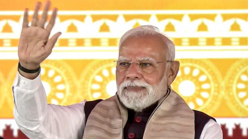 Prime Minister Narendra Modi gave the gift of schemes worth Rs 60,000 crore to Odisha, inaugurated 4G towers. Hindi news big News latest News khabargali 