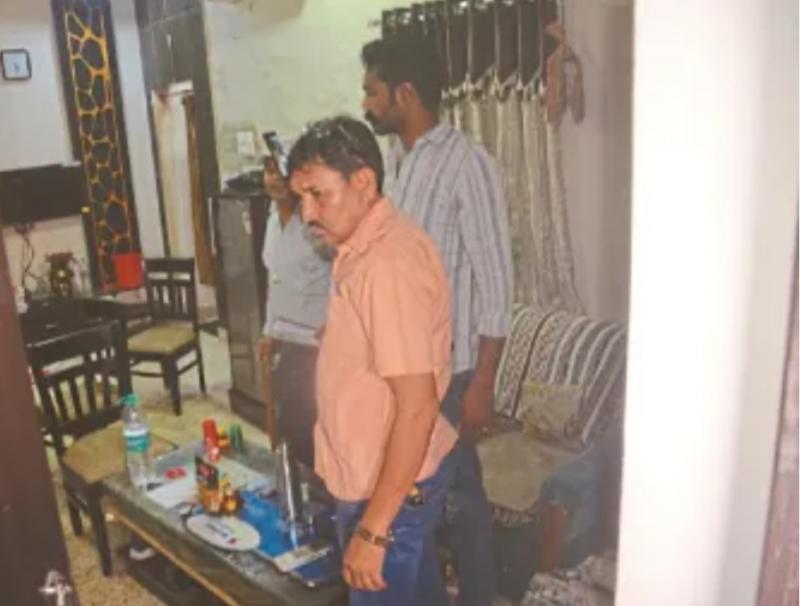 The complaint of the theft of 86 kg of silver turned out to be false; the businessman was held in custody for 33 hours, yet he could not be found. Hindi latest News big News latest News khabargali 