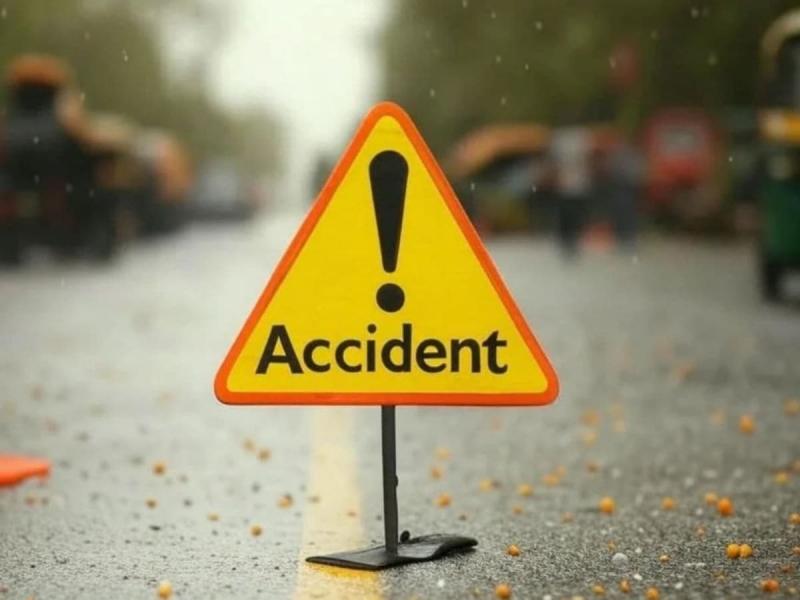 Horrific accident on Agra-Lucknow Expressway, two Thai nationals died on the spot hindi News big news latest News accident News khabargali 