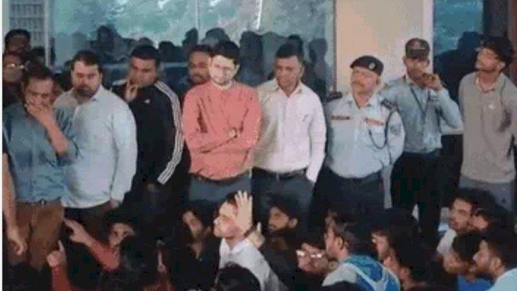 Suspicious death of B.Tech student in IIT Bhilai, students create ruckus bhilai news big news khabargali 