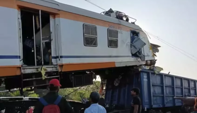 Bilaspur train accident update: Assistant female loco pilot suspended, 14 people dead so far Chhattisgarh News hindi news bilaspur news khabargali 