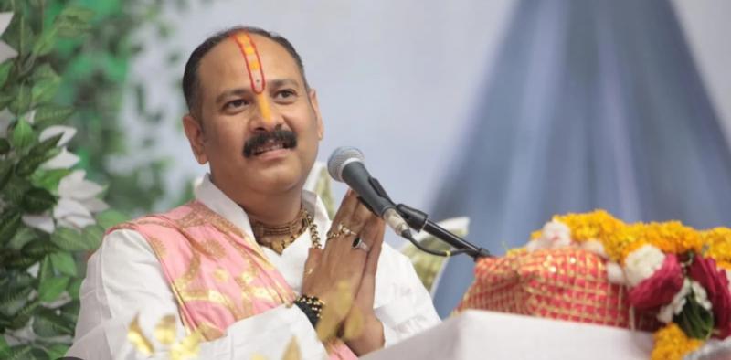 Pandit Pradeep Mishra will narrate the story of Shiva Mahapuran in Dantewada, here rumors of selling passes spread. Hindi News latest news khabargali 