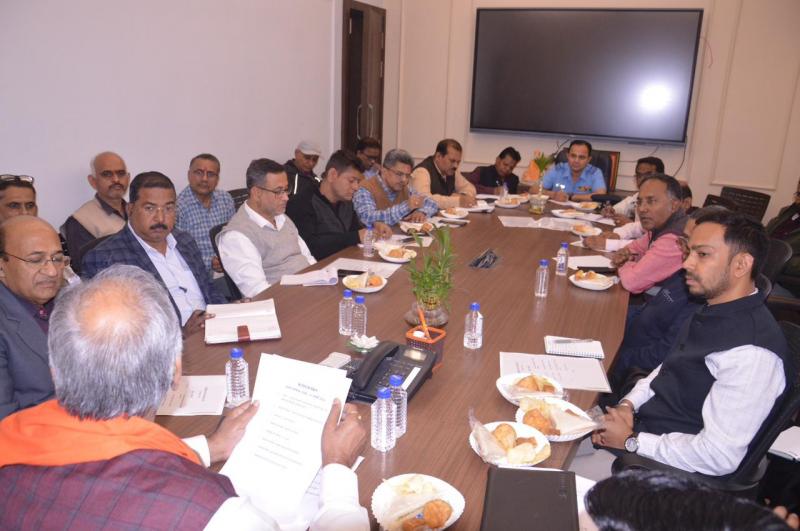 Raipur to make history, 500,000 voices will resonate together on January 15th, setting a record for a mass rendition of Vande Mataram, marking the 150th anniversary of Vande Mataram: The national song will be sung simultaneously in 3000 educational institutions of Raipur Lok Sabha constituency, flower petals will be showered from a helicopter, MP Brijmohan Agrawal, Chhattisgarh, Khabargali