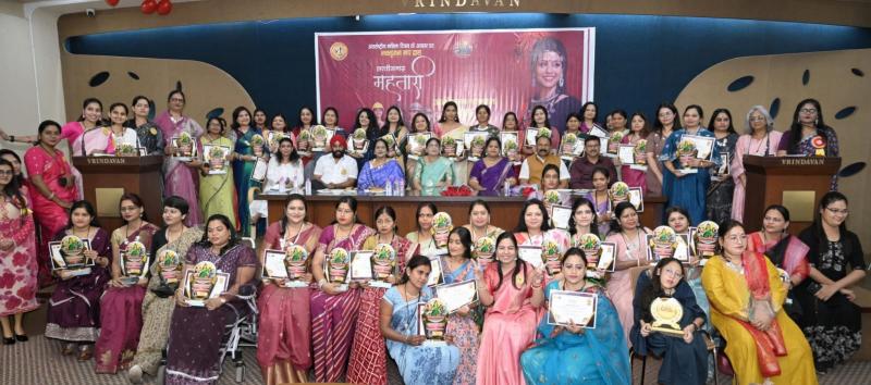 "State Talents Adorned with Traditional Garlands and Bangles: Navsrijan Manch Honors 65 Women and 12 Self-Help Groups with the 'Chhattisgarh Mahtari Alankaran'" — "Raipur: On International Women's Day, the state's 'Mahtaris' (mothers/women) who have performed outstanding work were accorded a grand felicitation. — Shri Amarjit Singh Chhabra, State President of the organization | Chhattisgarh, Raipur | Khabargali"